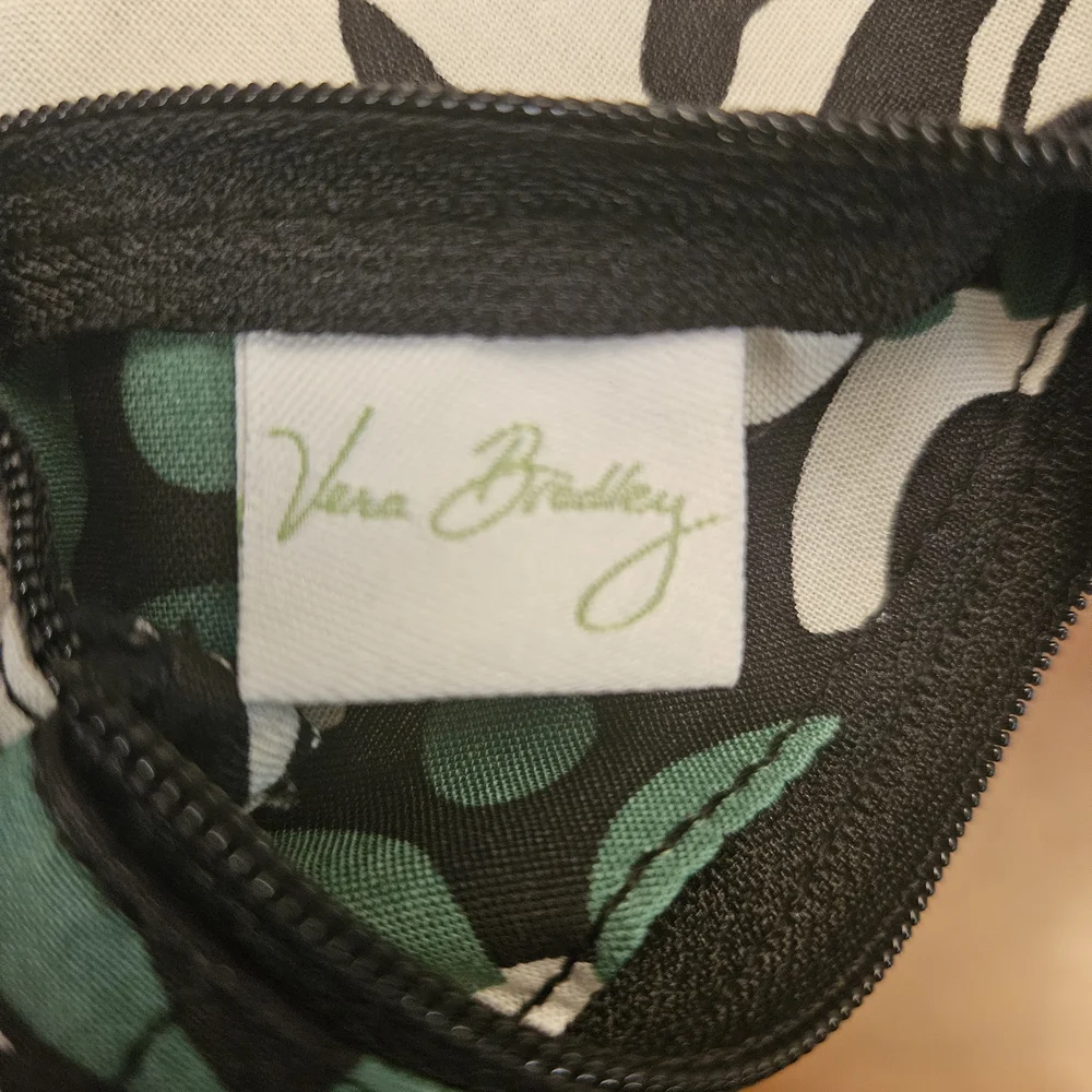 Vera Bradley Zip ID Case Pouch Mini Wallet Key‎ Ring Imperial Rose Retired NWT